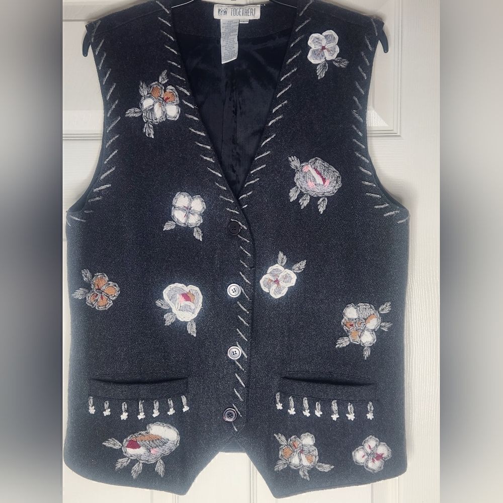 Vtg Together L Charcoal Gray Embroidered WOOL Blend Lined Pockets Women's Vest